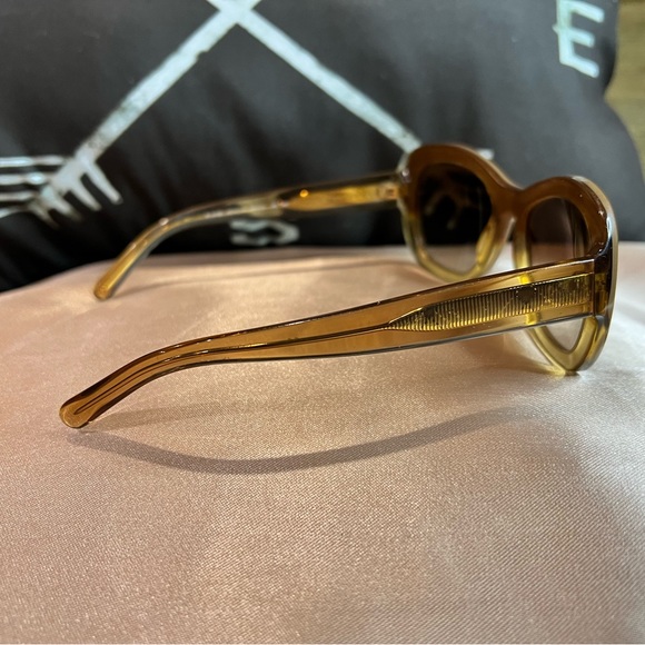 Authentic Burberry Sunglasses - Picture 12 of 14